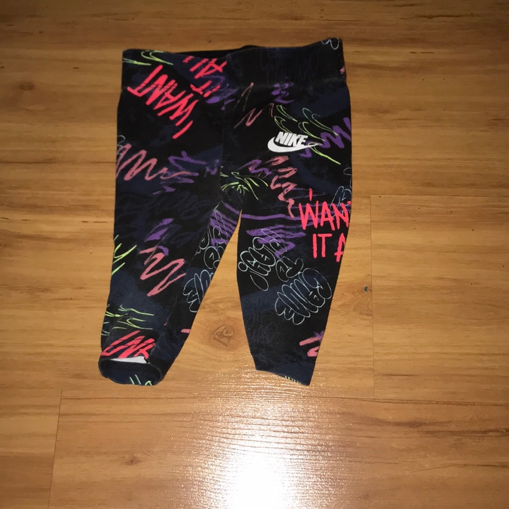 Nike capris tights.